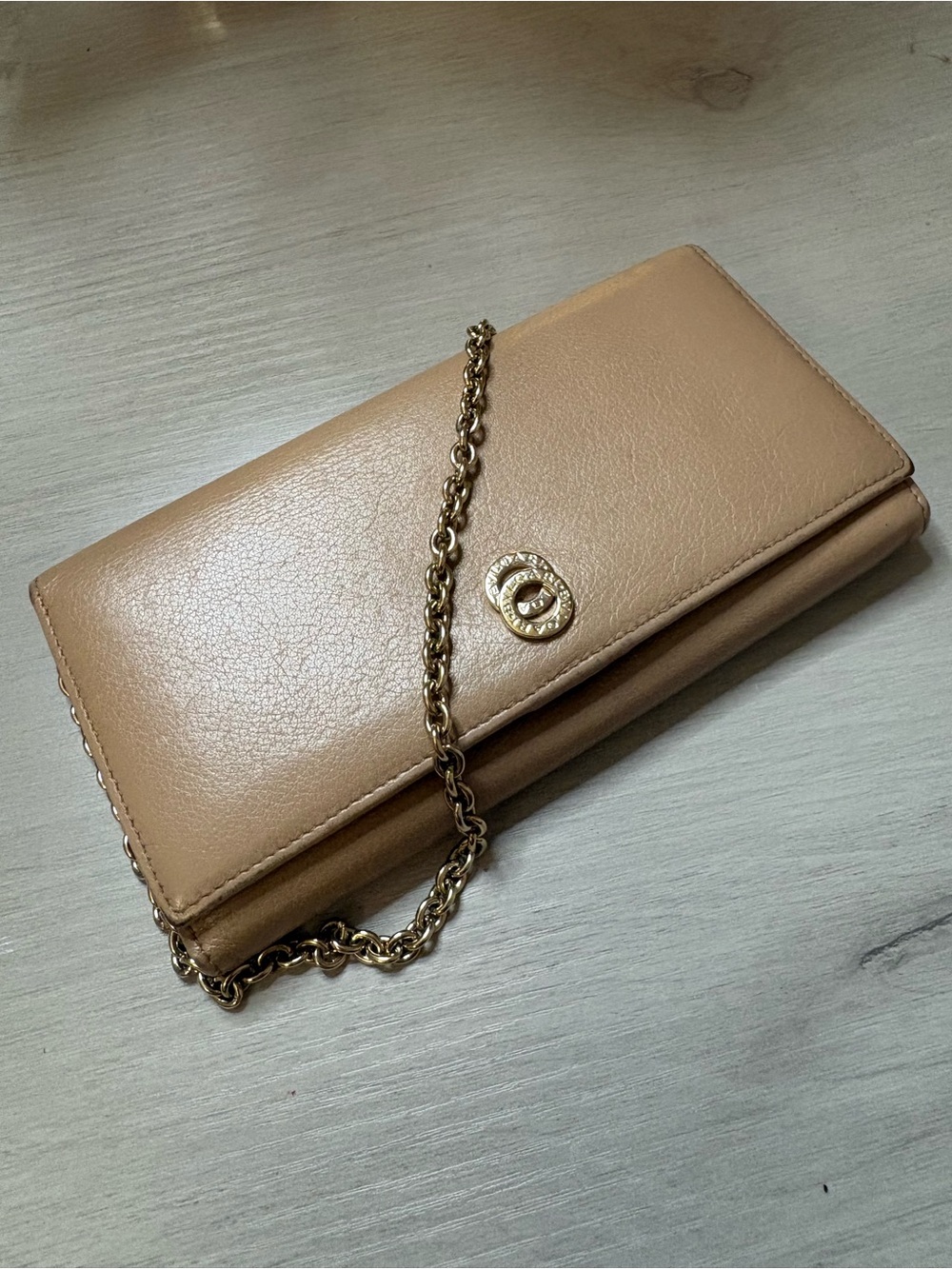 Bulgari Beige‎ Leather original Chain Wallet Clutch